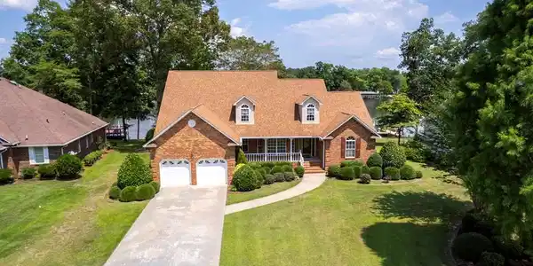 32 Plantation Dr.