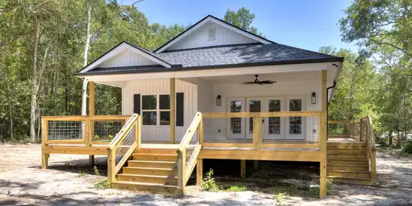 1213 Lesesne Drive