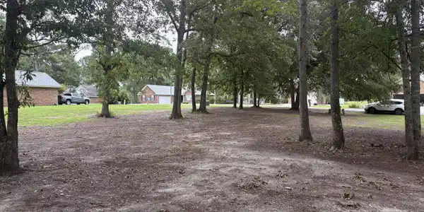 821 Bentwood Circle