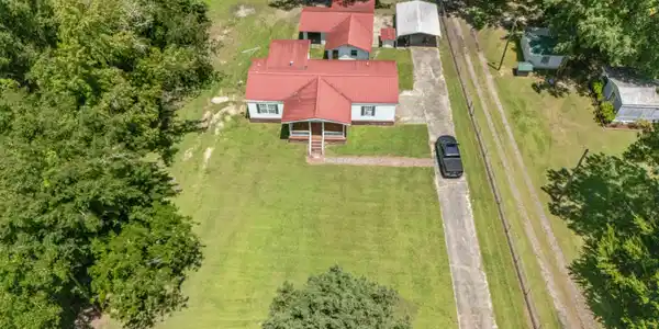 Image 4: DJI_20250616141421_0013_D