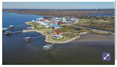 193 W Pelican Point Road W