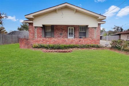 2005 Cypress St Street