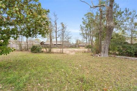 5005 W St Charles Avenue W