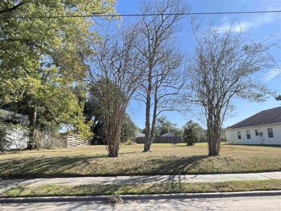 2105 Creole Street