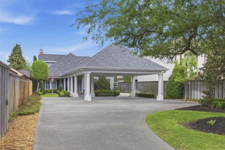 3206 Henderson Bayou Road