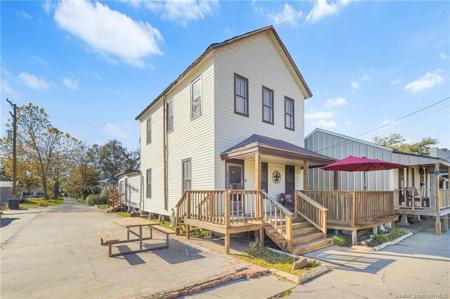 209 Arthur Ave