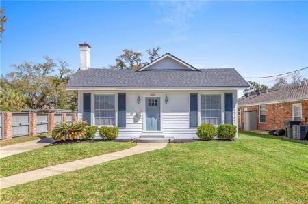 1527 Foster Street