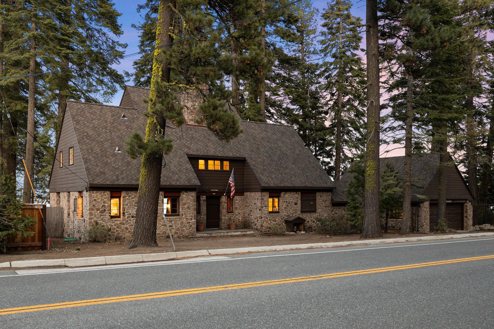 Image 2: 4290 W Lake Blvd