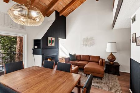 5101 North Lake Boulevard