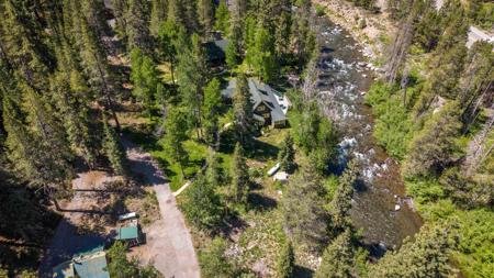 3090 River Road, Olympic Valley CA 96146