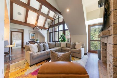 13031 Ritz Carlton Highlands Ct # 672, Truckee CA 96161
