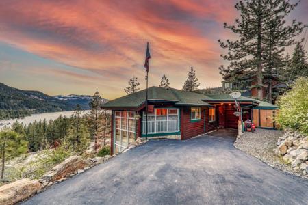 10310 Martis Street, Truckee CA 96161
