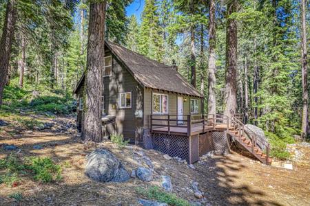 14141 Tanager Lane, Truckee CA 96161