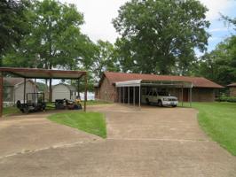 160 Pinewood Ln.