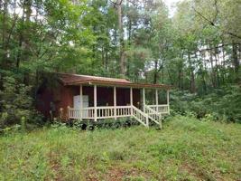 313 Valley Dr.