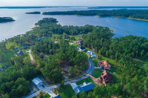 180 Cove Loop