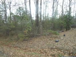 658 Lakeland Circle