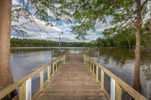 1730 Bayou Fork