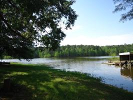 224 Lakeview Dr