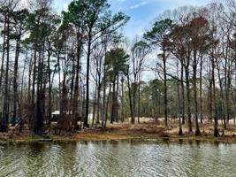 1840 Lakeshore Dr.