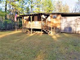 575 WOODLAKE DR