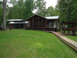 107 Riverbend Dr