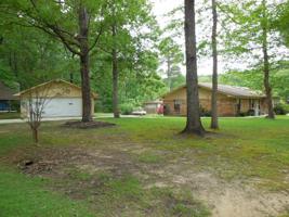 1328 Lakeshore Dr