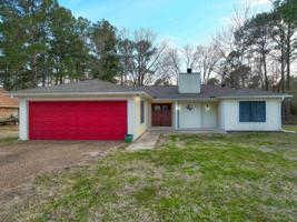 161 Lakeshore Dr.