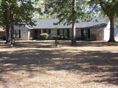 409 Pinemont