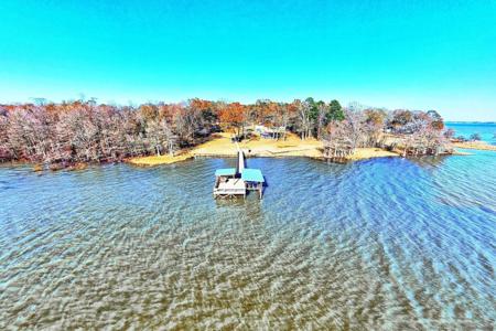470 McCoury Loop