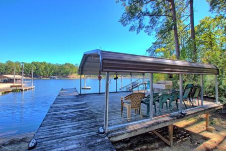 104 Sycamore Lane