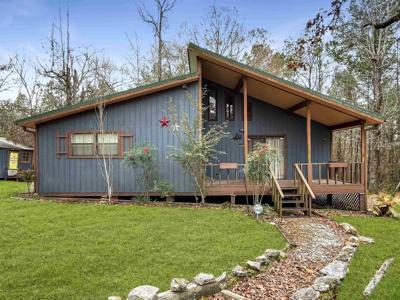 284 W Black Squirrel Rd.