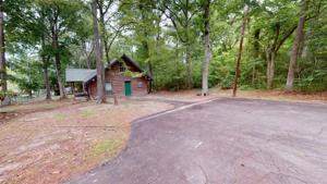 951 Hickory Hill