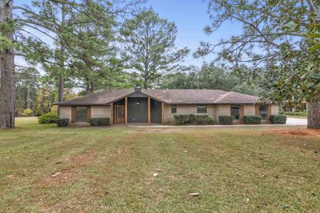 236 Broadmoor Dr