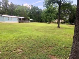 194 Circle Dr