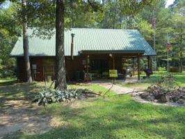 743 Oakridge Ln.