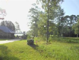 2020 Lakeshore Dr
