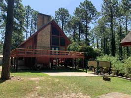 140 Edgemont Ct