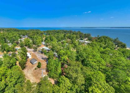 136 Knollwood Dr.