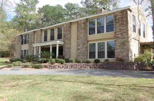 806 Lakeshore