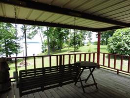 365 Cove Rd.
