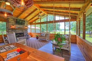 190 Grandview Ct