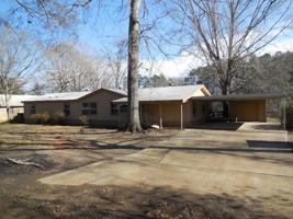 290 Aspen Dr