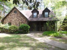 320 Shady Crest