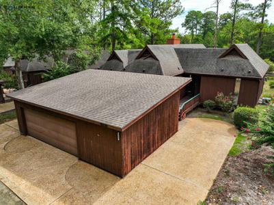 308 Country Club Dr