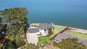 284 Bayview