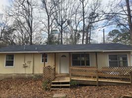 920 Midlake Dr.