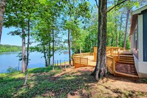 943 Crooked Arrow Point