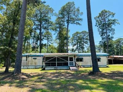 110 El Camino Drive