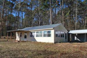 2185 Lakeshore DR